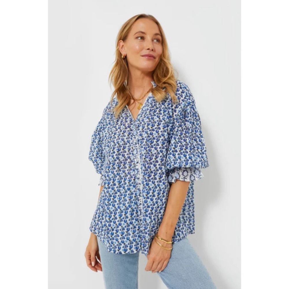 Tuckernuck Ro’s Garden Blue Floral Lavinia Rachel Shirt